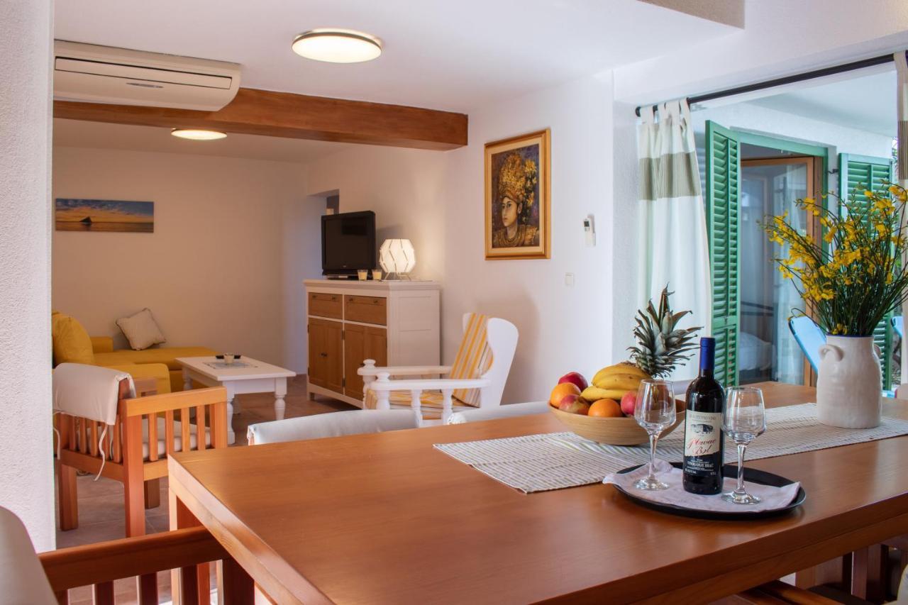Apartments Summer Touch Petrcane Luaran gambar