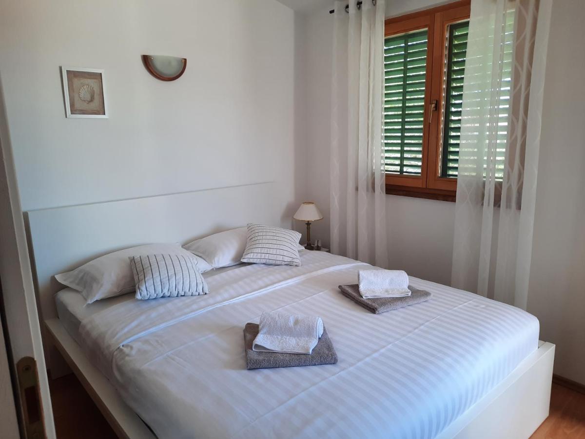 Apartments Summer Touch Petrcane Luaran gambar